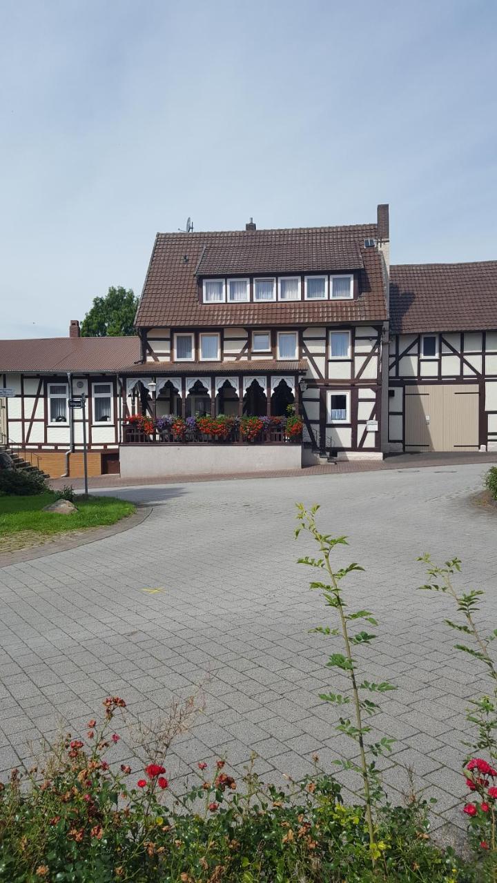 Gast- Und Pensionhaus Zur Linde Staufenberg  Екстер'єр фото